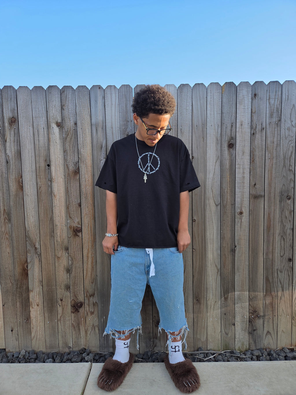 'Simple Peace Logo' tee