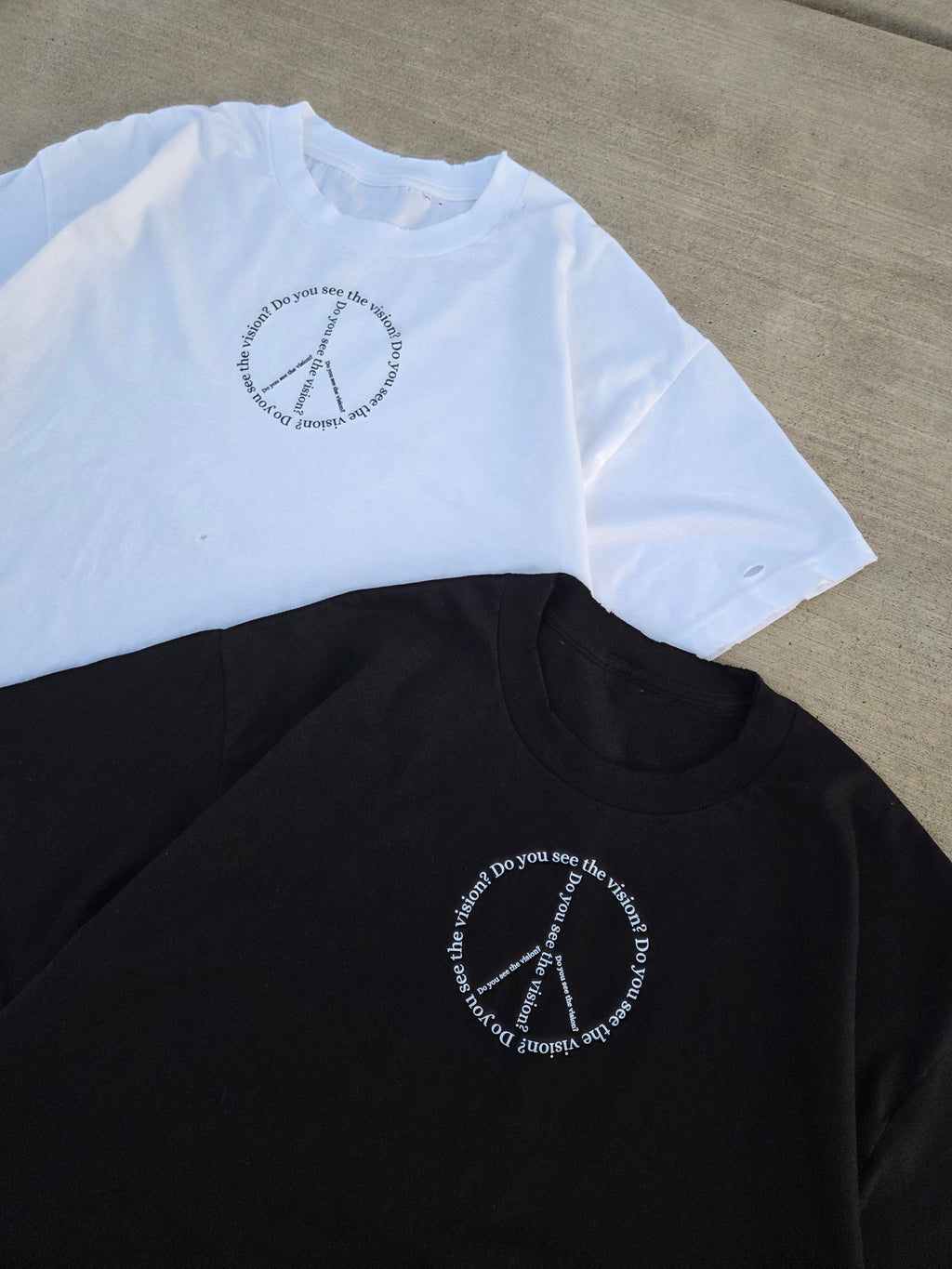 'Simple Peace Logo' tee